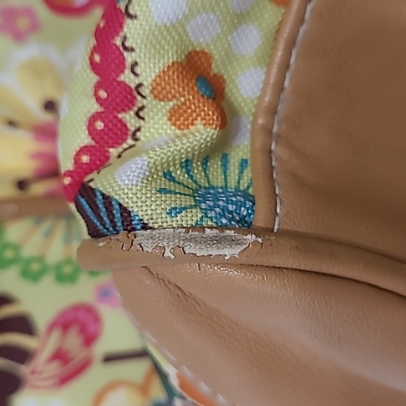 Lily Bloom Colorful Busy Bee Patterned Floral Print Shoulder Bag - Picture 13 of 17